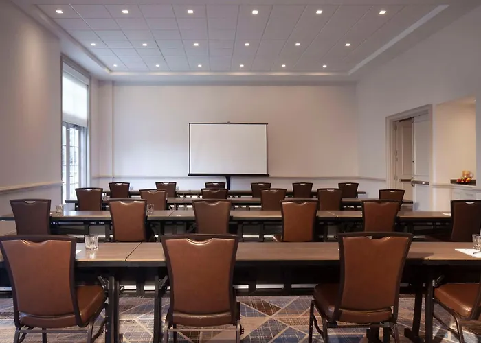 Hyatt Regency Hill Country Resort & Spa